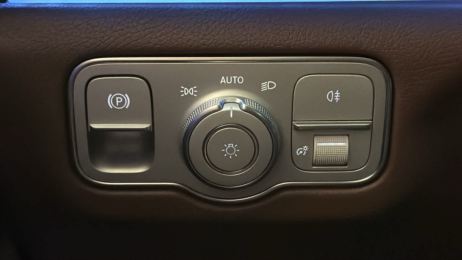 New 2026 Selenite Grey Metallic Mercedes-Benz GLE 350 image 18