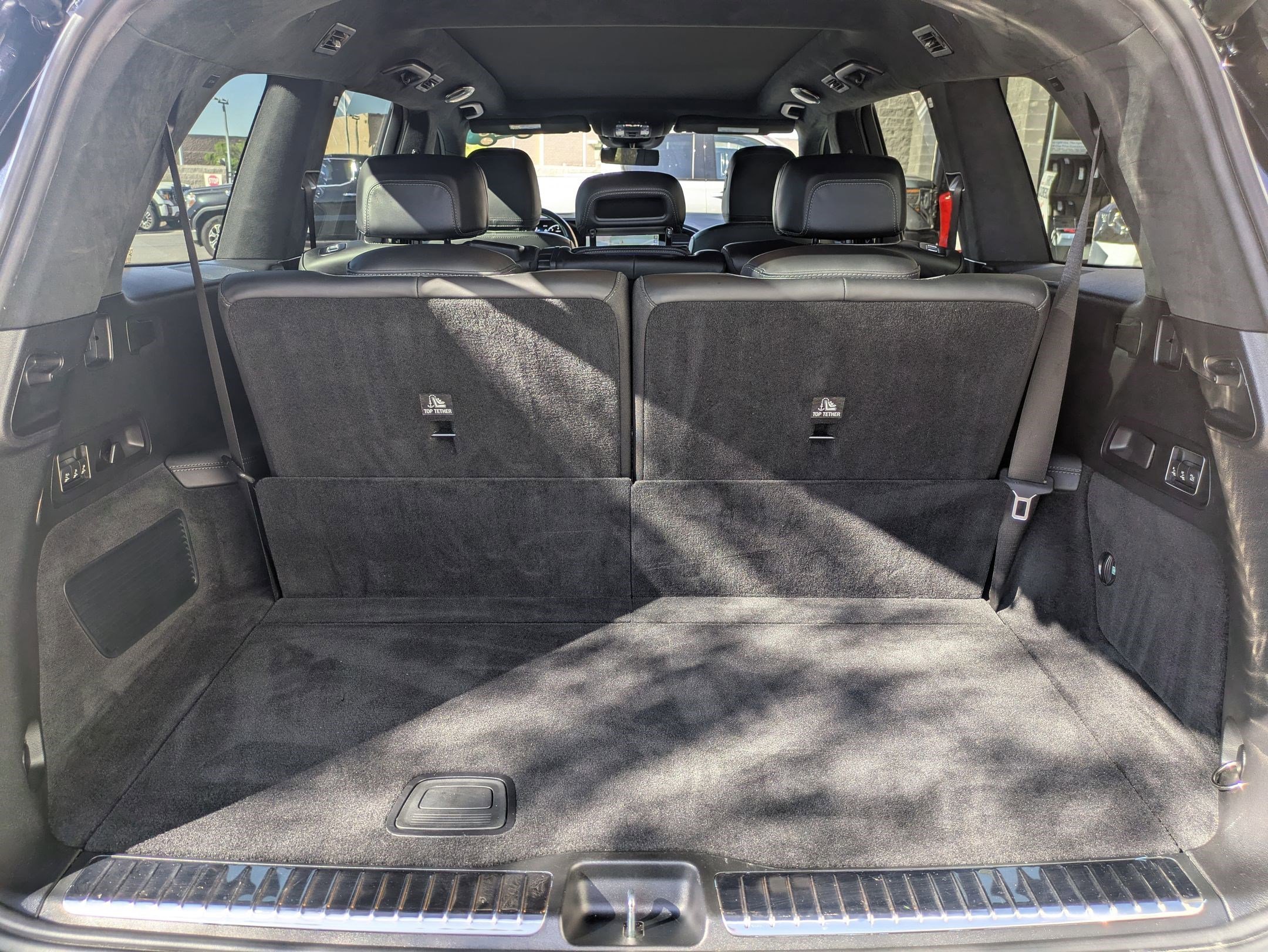 Certified Used 2023 Black Mercedes-Benz 4MATIC® image 34