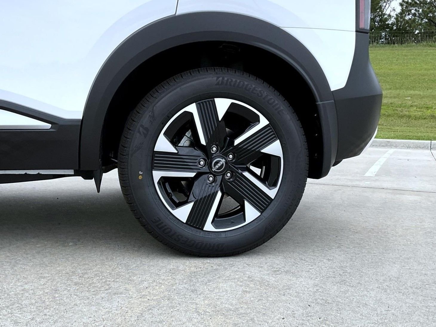 New 2026 White Nissan SV image 22