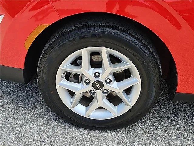 Used 2024 Inferno Red KIA S (IVT) image 7