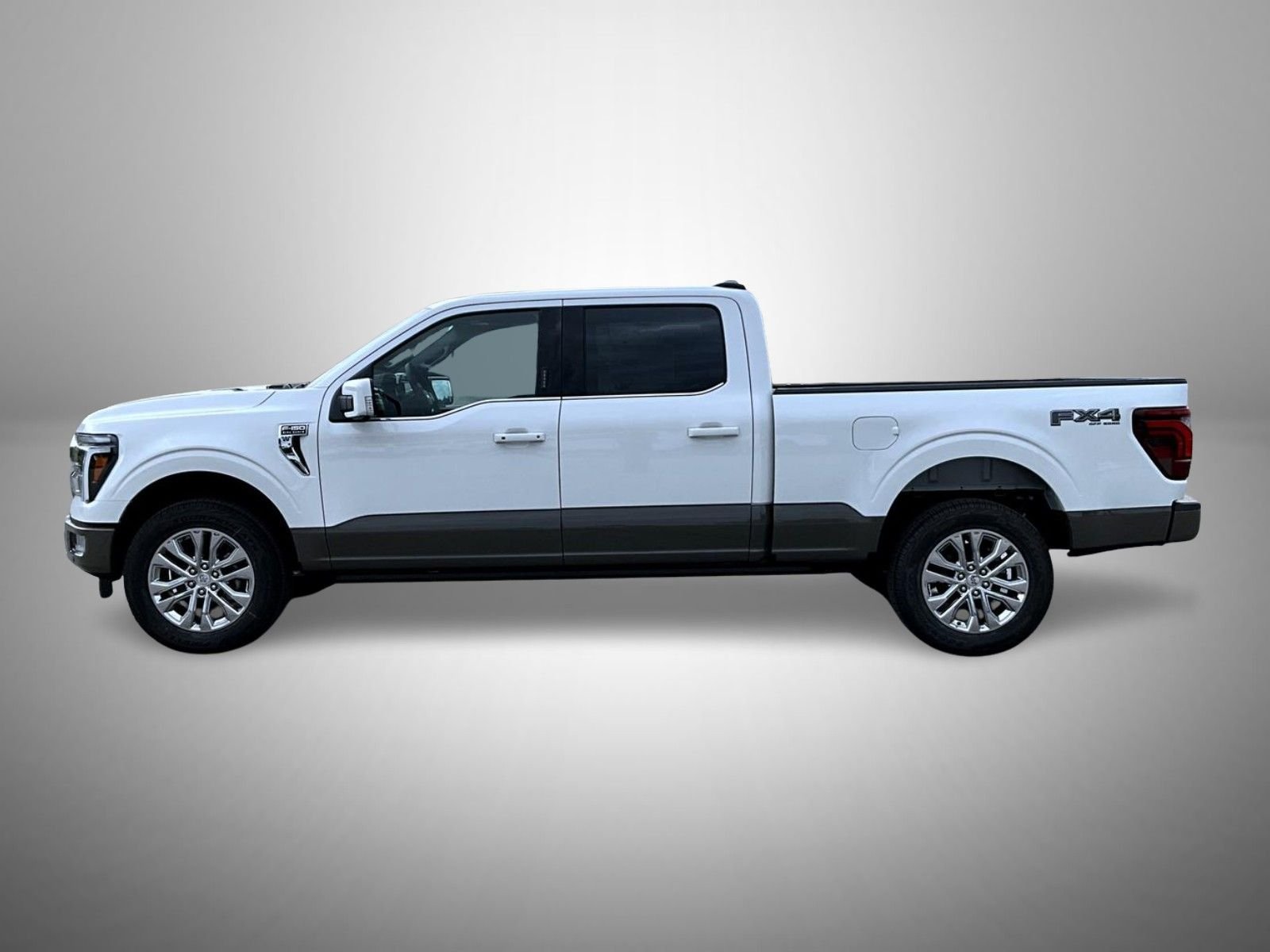 New 2026 Star White Metallic Tri-Coat Ford King Ranch image 8