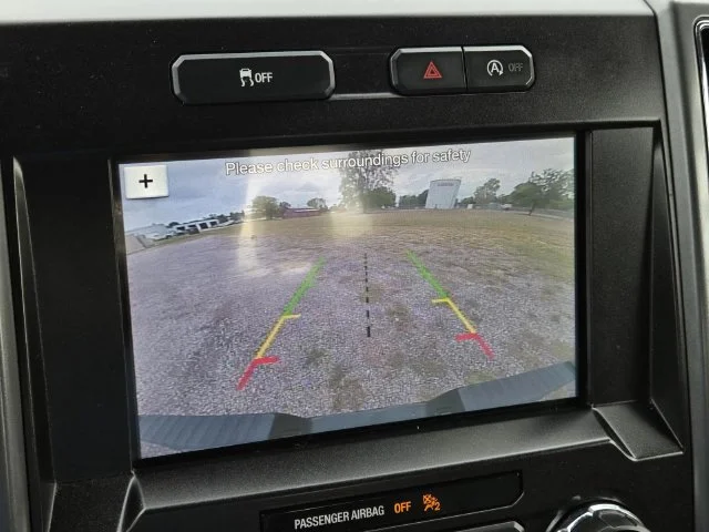 Used 2019 Blue Ford XLT image 18