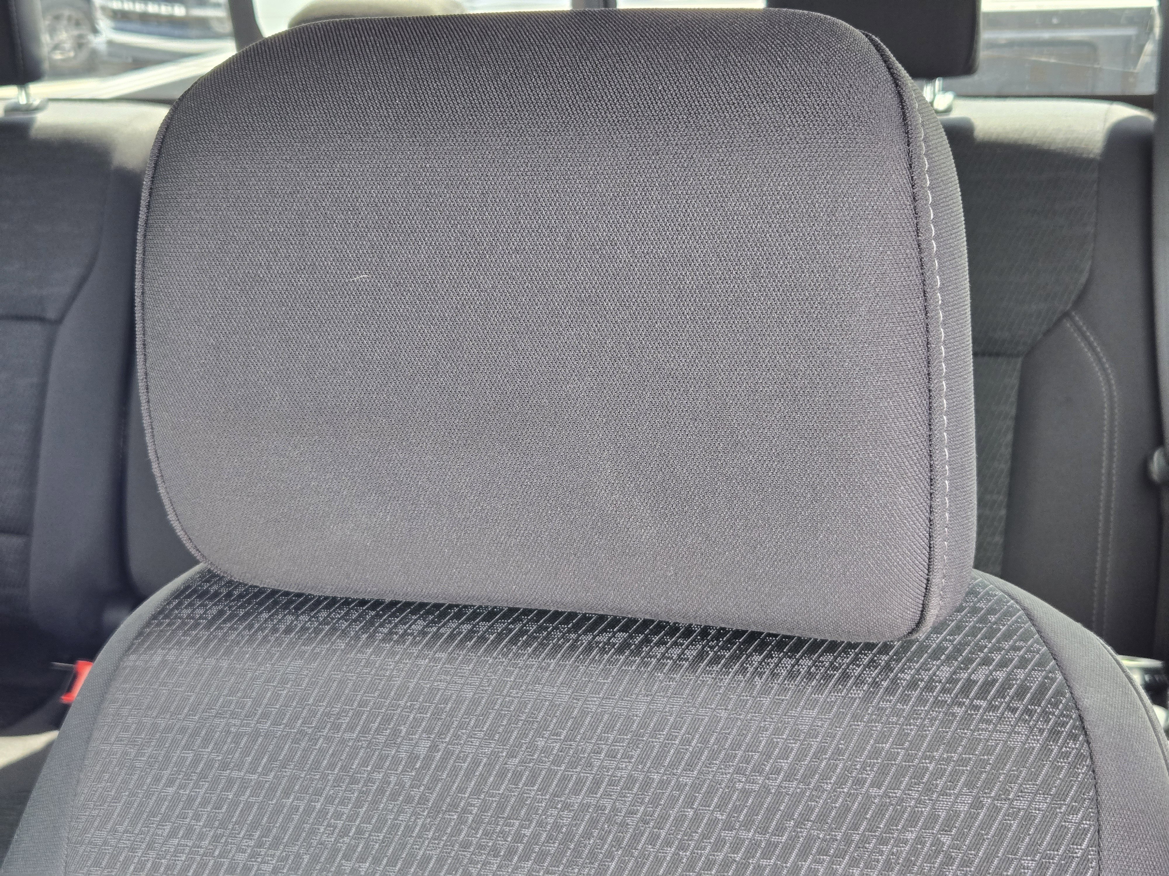 New 2026 Carbonized Gray Metallic Ford XLT image 16