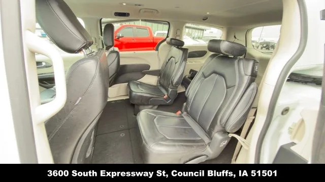 Used 2023 White Chrysler Touring L image 26