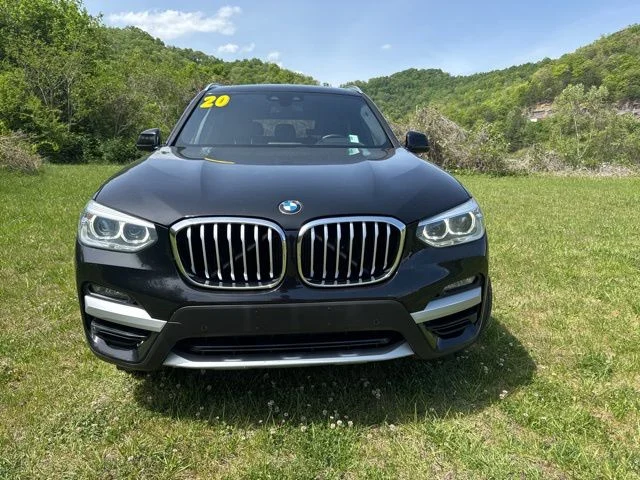 Used 2020 Black BMW xDrive30i image 3