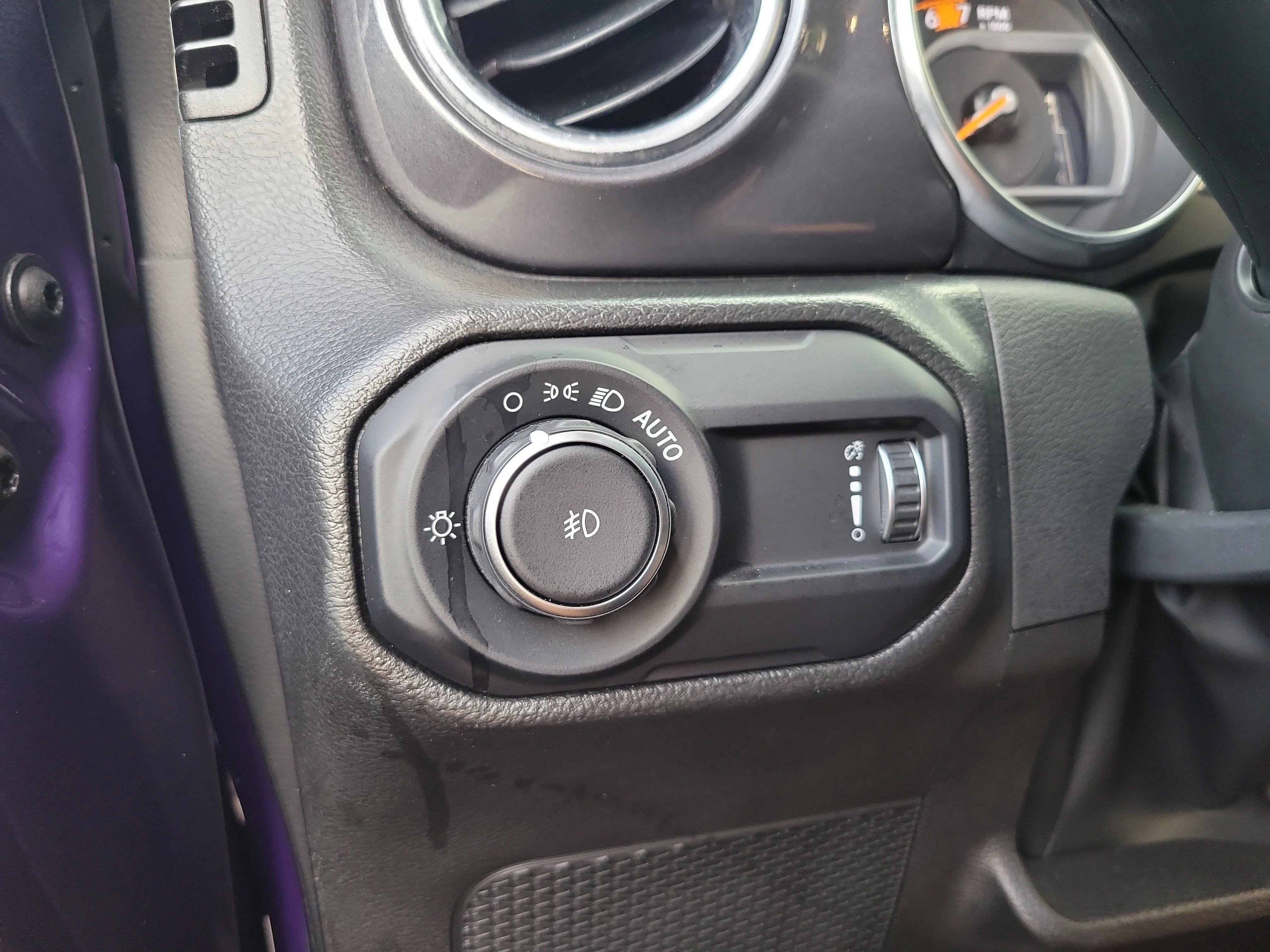 Used 2023 Limited Edition Reign Jeep Rubicon 392 image 28