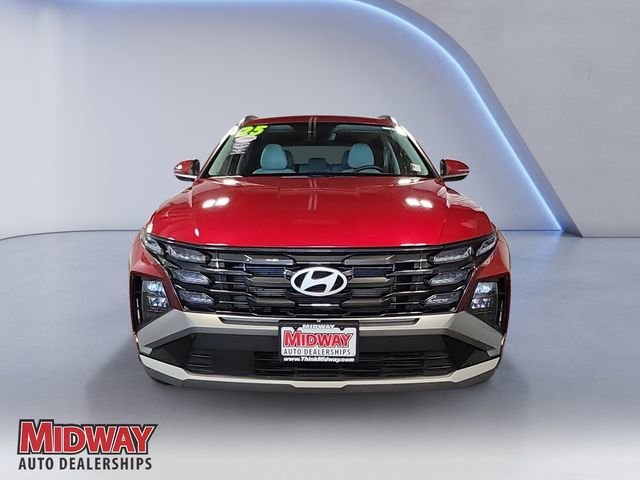Used 2025 Red Hyundai SEL Convenience image 8
