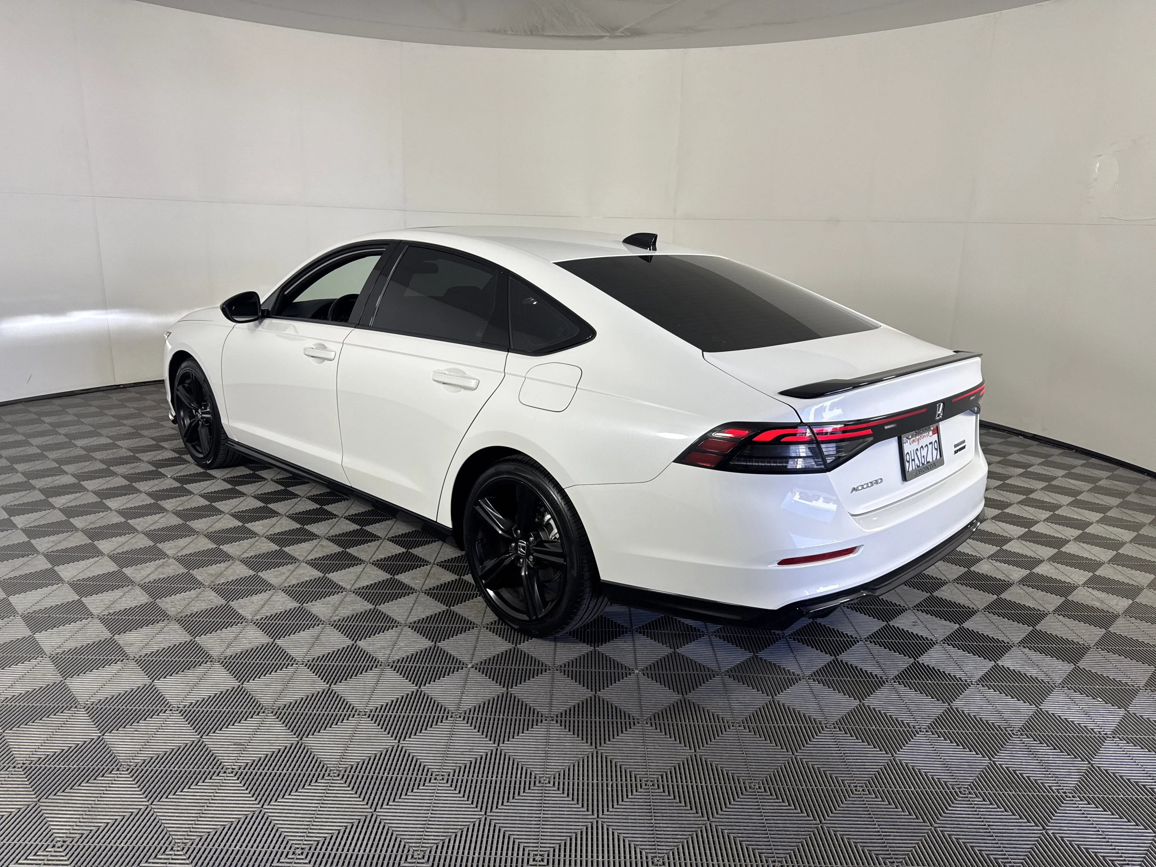 2023 Honda Accord Hybrid Sport-L - Photo 39