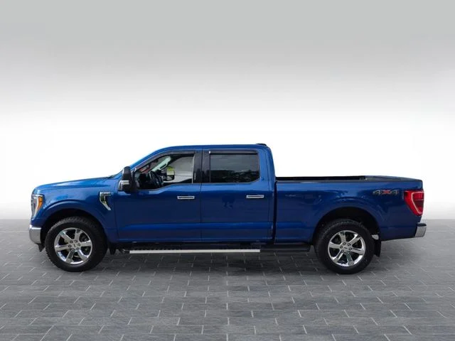 Used 2022 Blue Ford XLT image 4