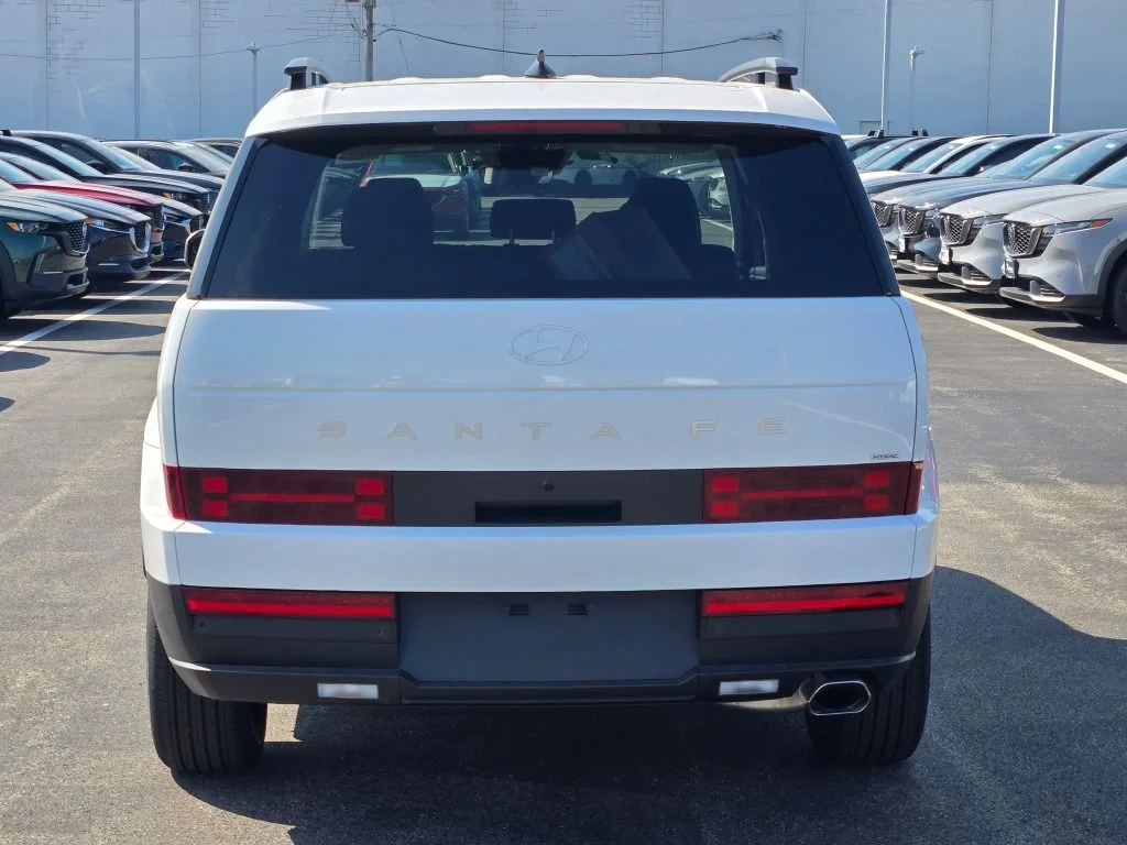 New 2027 White Hyundai SEL image 15
