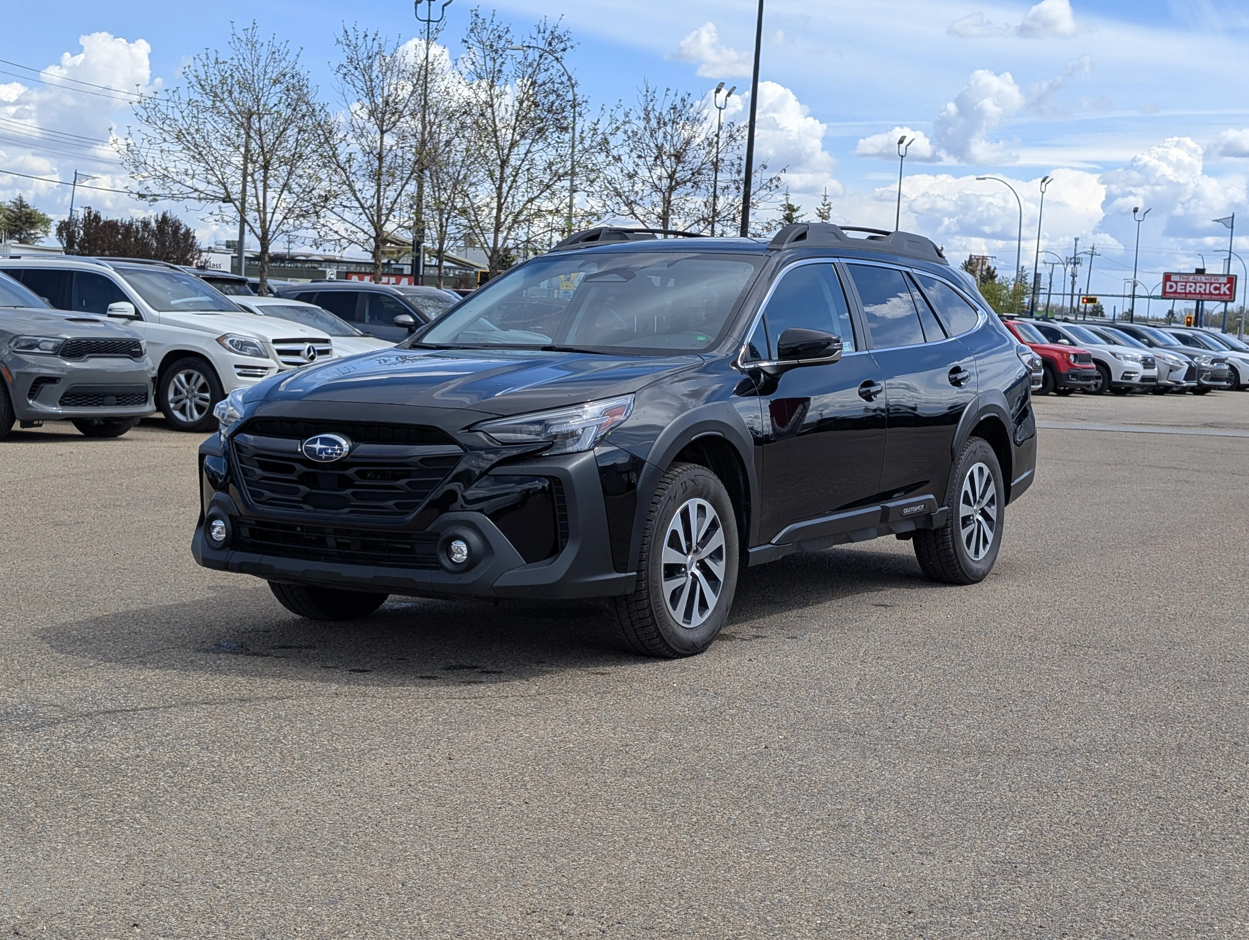 Used 2024 Autumn Green Metallic Subaru Touring image 2