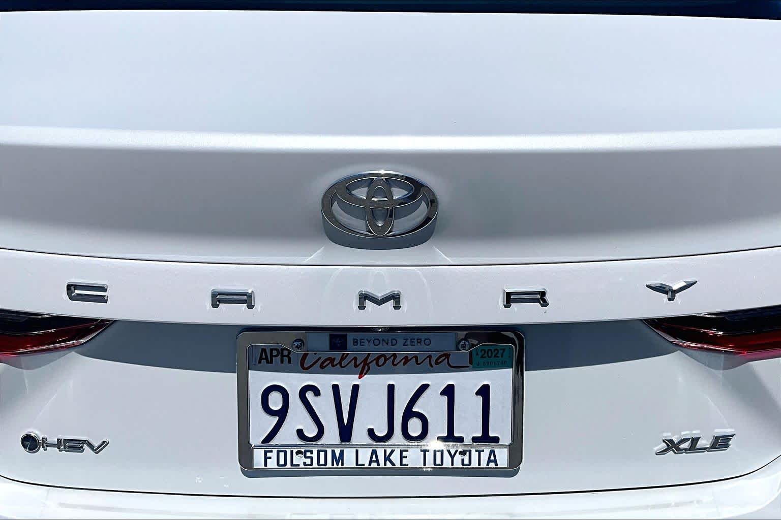 Certified Used 2025 Wind Chill Pearl Toyota XLE image 30