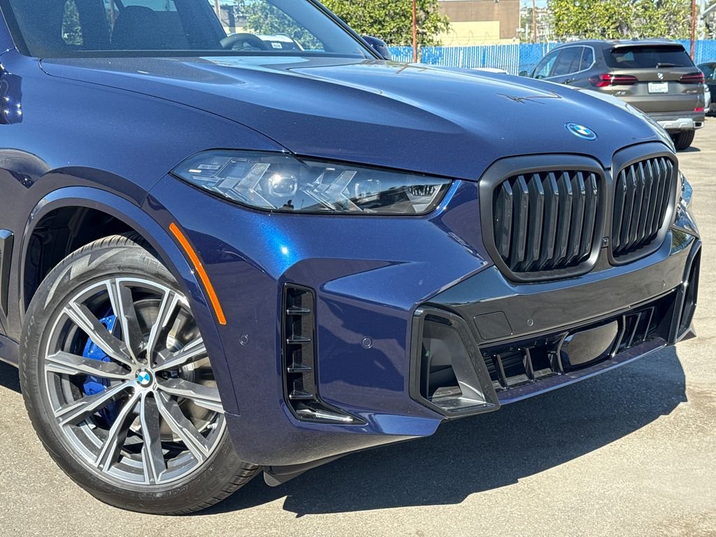 New 2026 Tanzanite Blue II Metallic BMW xDrive50e image 6