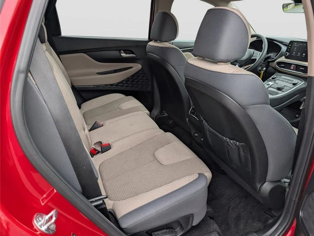 Used 2023 Red Hyundai SE image 11