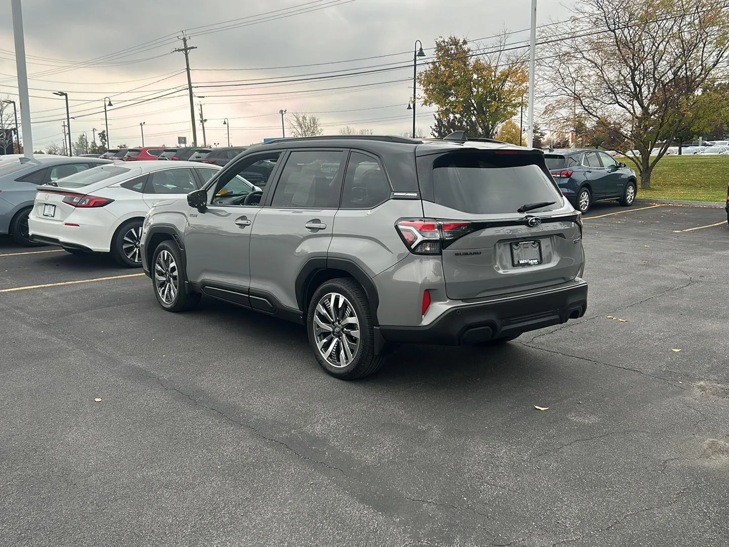 Used 2025  Subaru  image 5