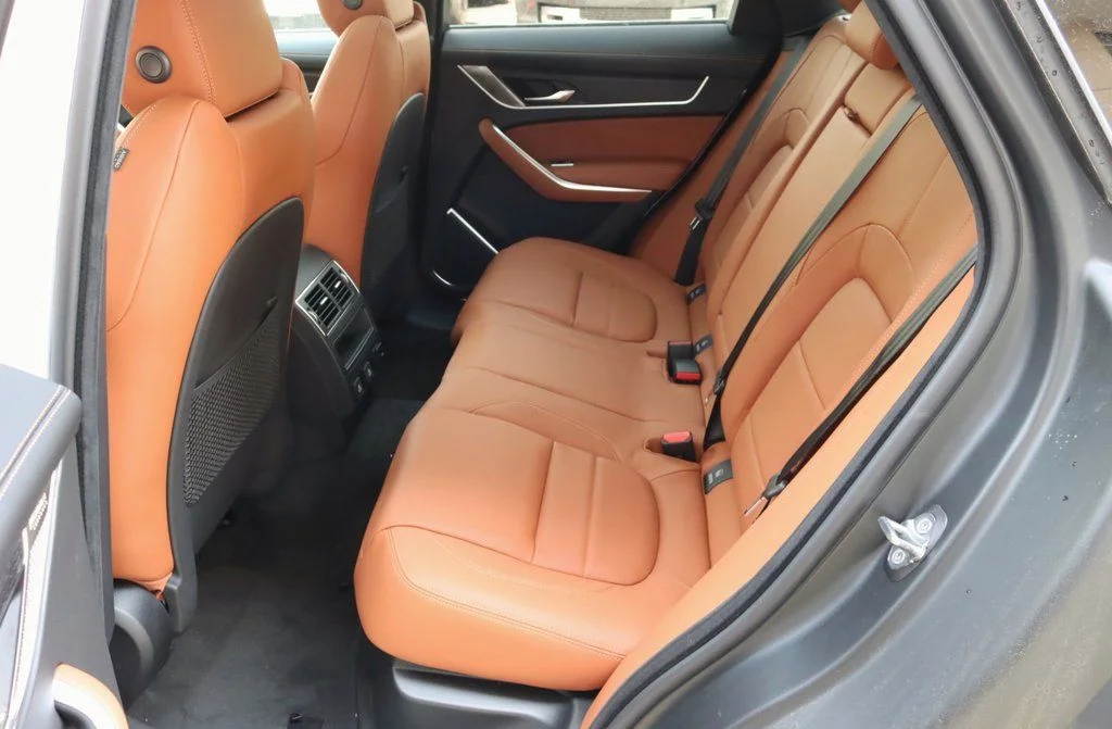 2026 Jaguar F-Pace R-Dynamic S - Photo 33