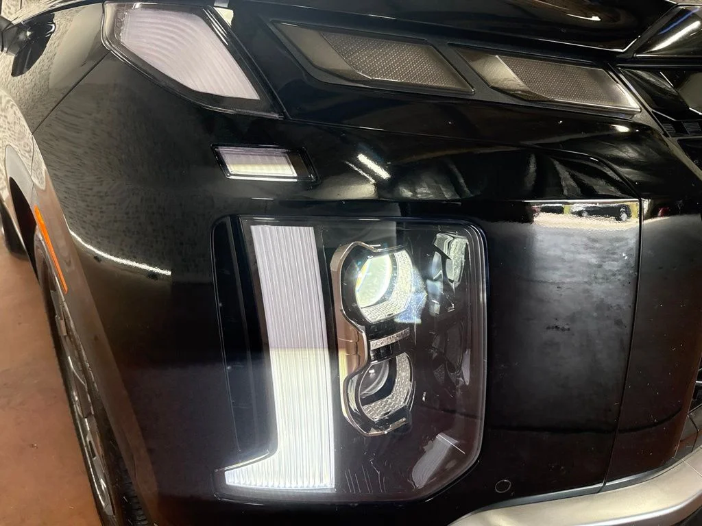 Used 2025 Abyss Black Pearl Hyundai SEL Premium image 10