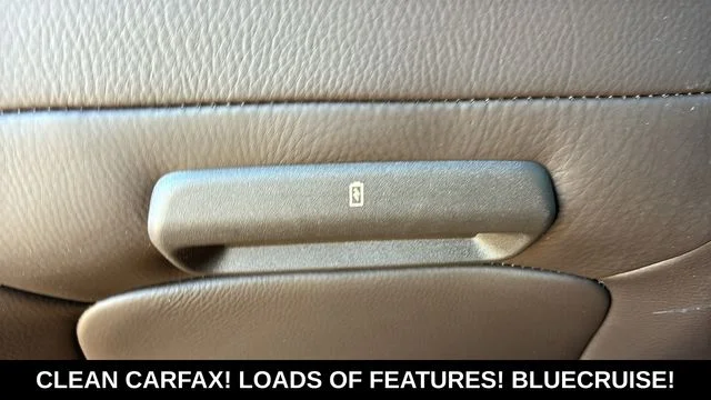Used 2025 Gray Ford King Ranch image 9