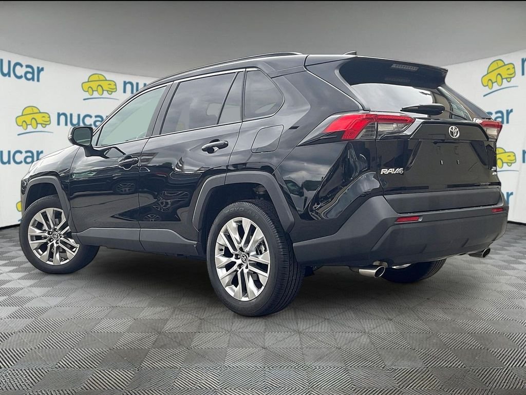 Used 2025 Black Toyota XLE Premium image 4