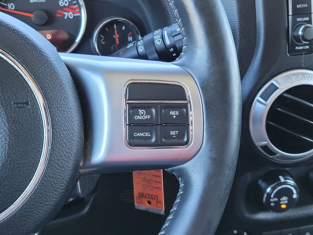 Certified Used 2016 Gray Jeep Unlimited Rubicon image 25