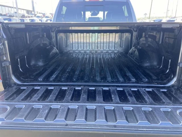 Certified Used 2024 Granite Crystal Clearcoat Metallic Ram Laramie image 10
