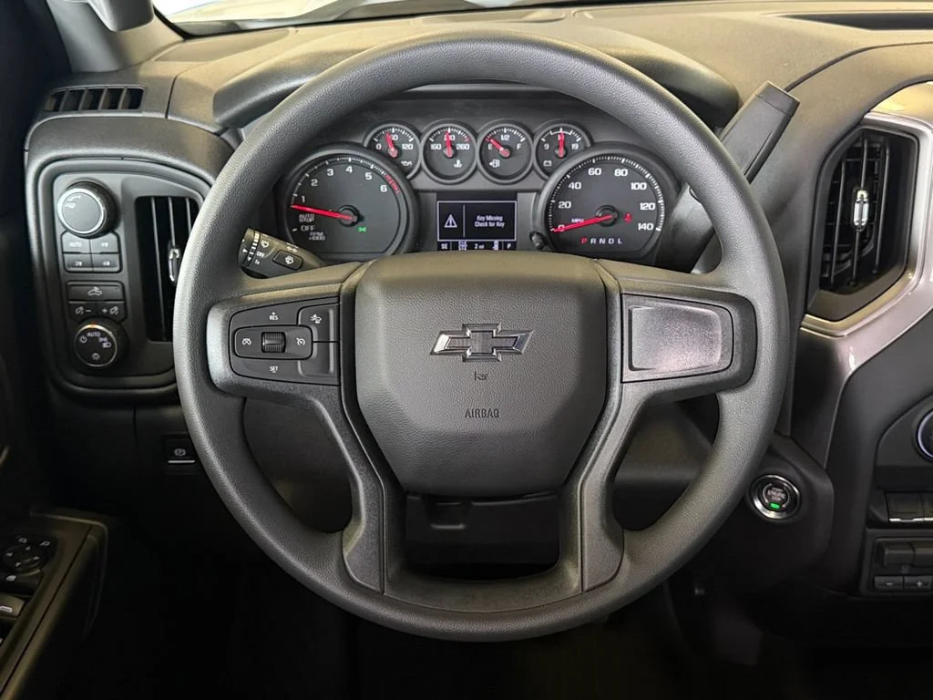 New 2026 Summit White Chevrolet Custom Trail Boss image 17