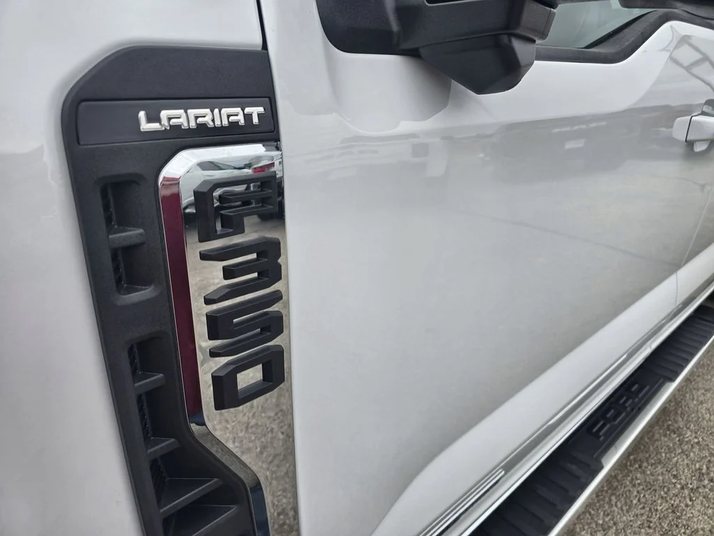 New 2026 Oxford White Ford F-350® Lariat® image 14