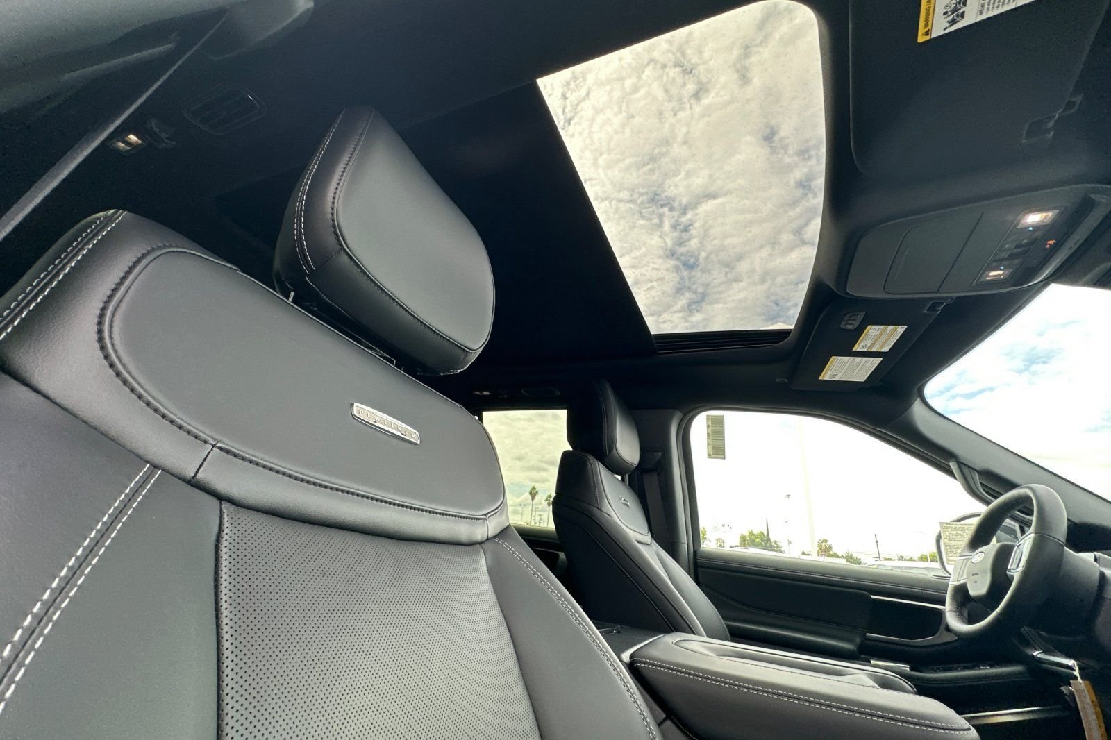 New 2026 White Ford Platinum image 17