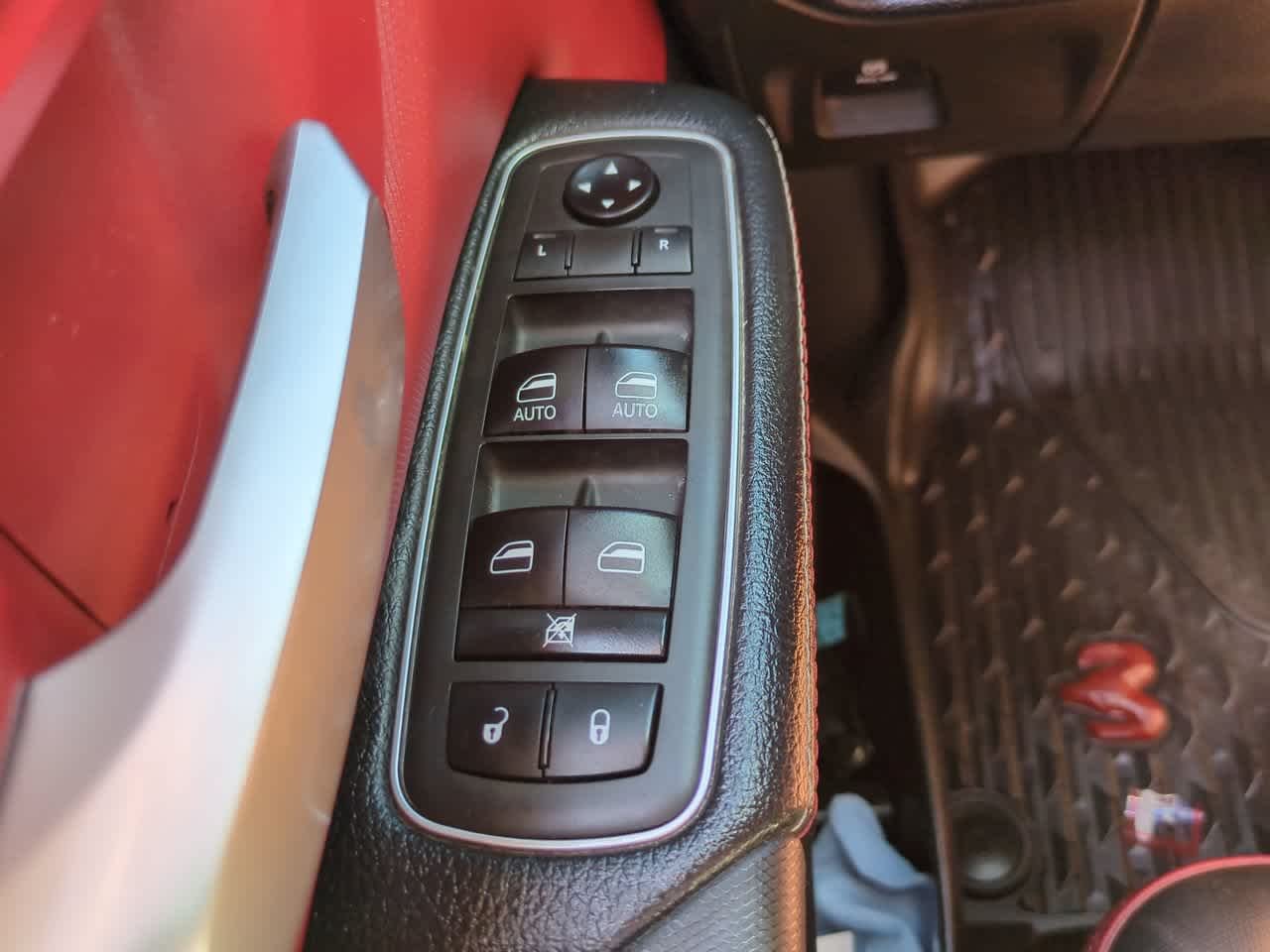 Used 2019 Granite Crystal Metallic Clearcoat Ram Rebel image 21