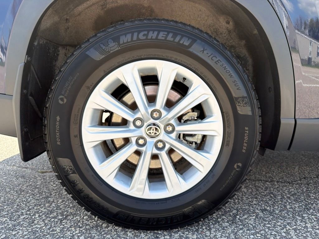 Used 2025 Blueprint Toyota Limited image 28