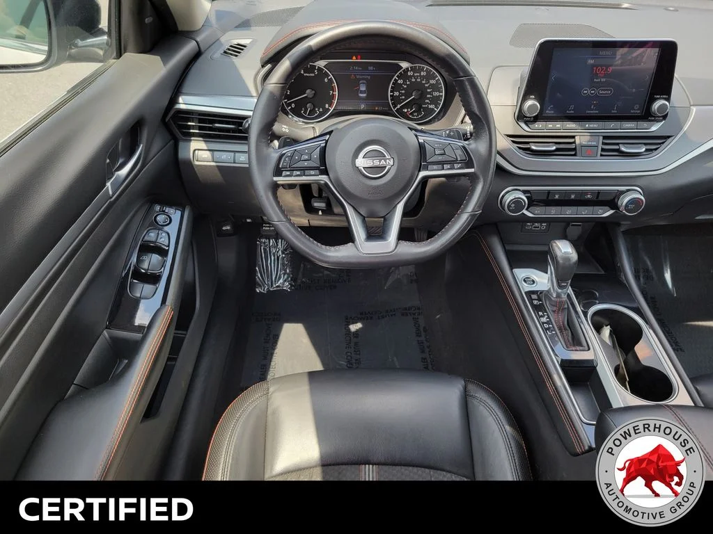 Used 2024 Silver Nissan 2.5 SR image 17