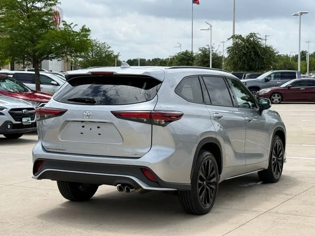 Used 2025 Silver Toyota XSE image 4