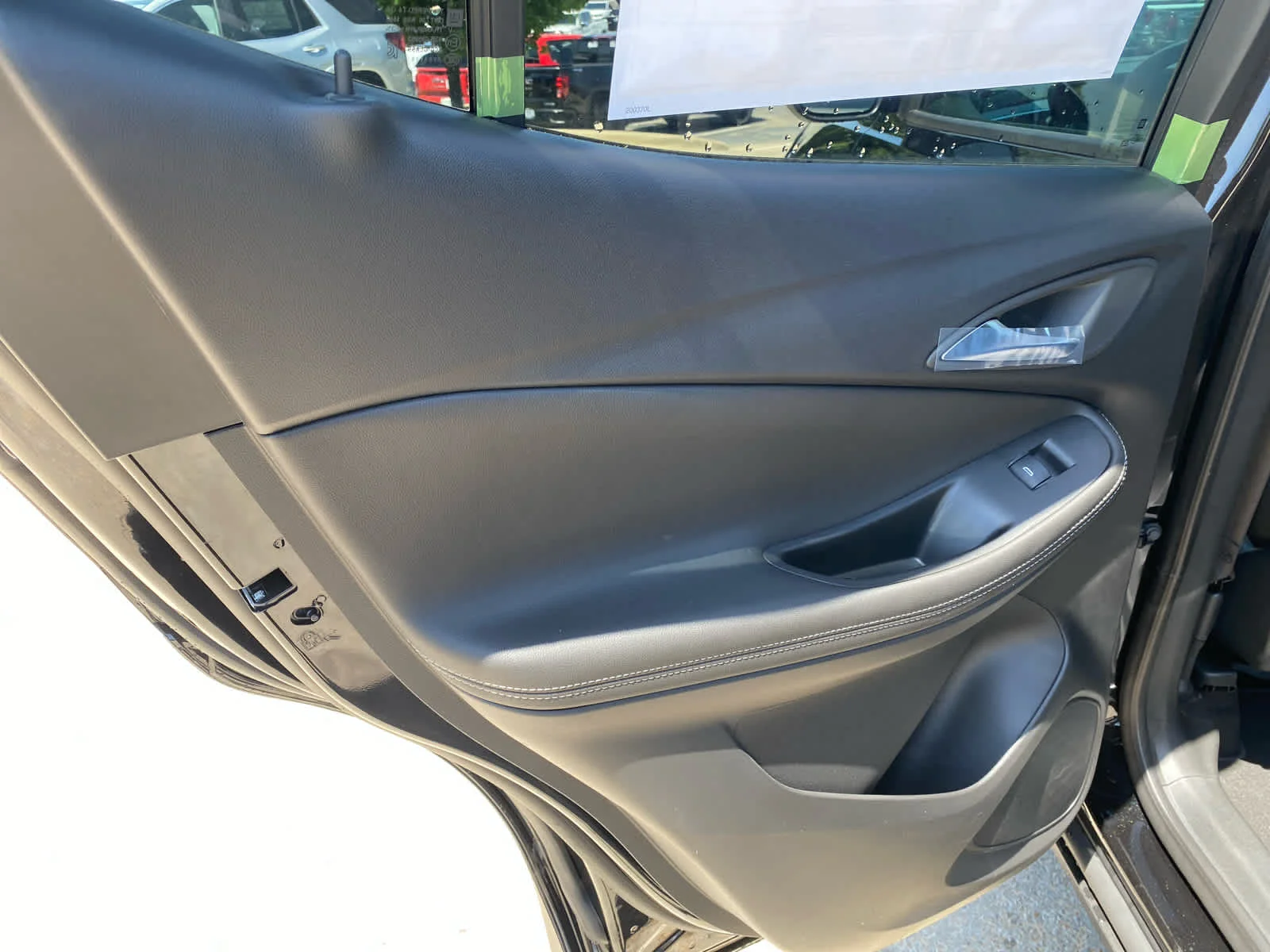 New 2026 Ebony Twilight Metallic Buick Preferred image 20