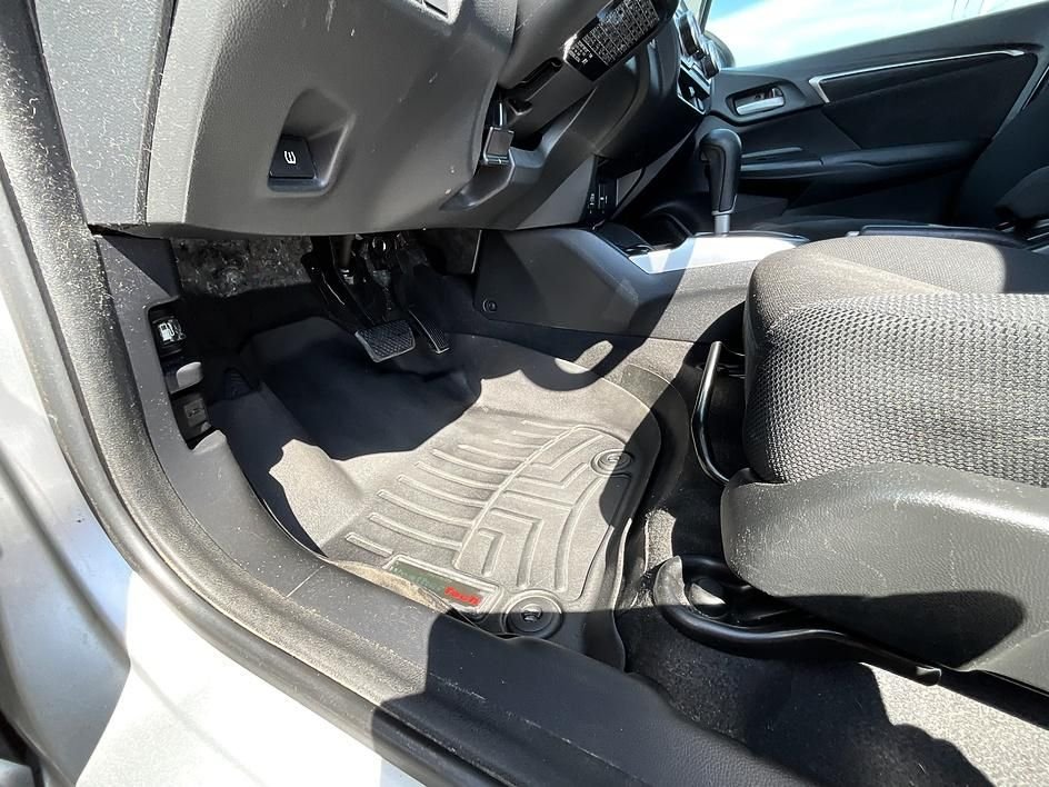 Used 2015 Silver Honda EX image 20