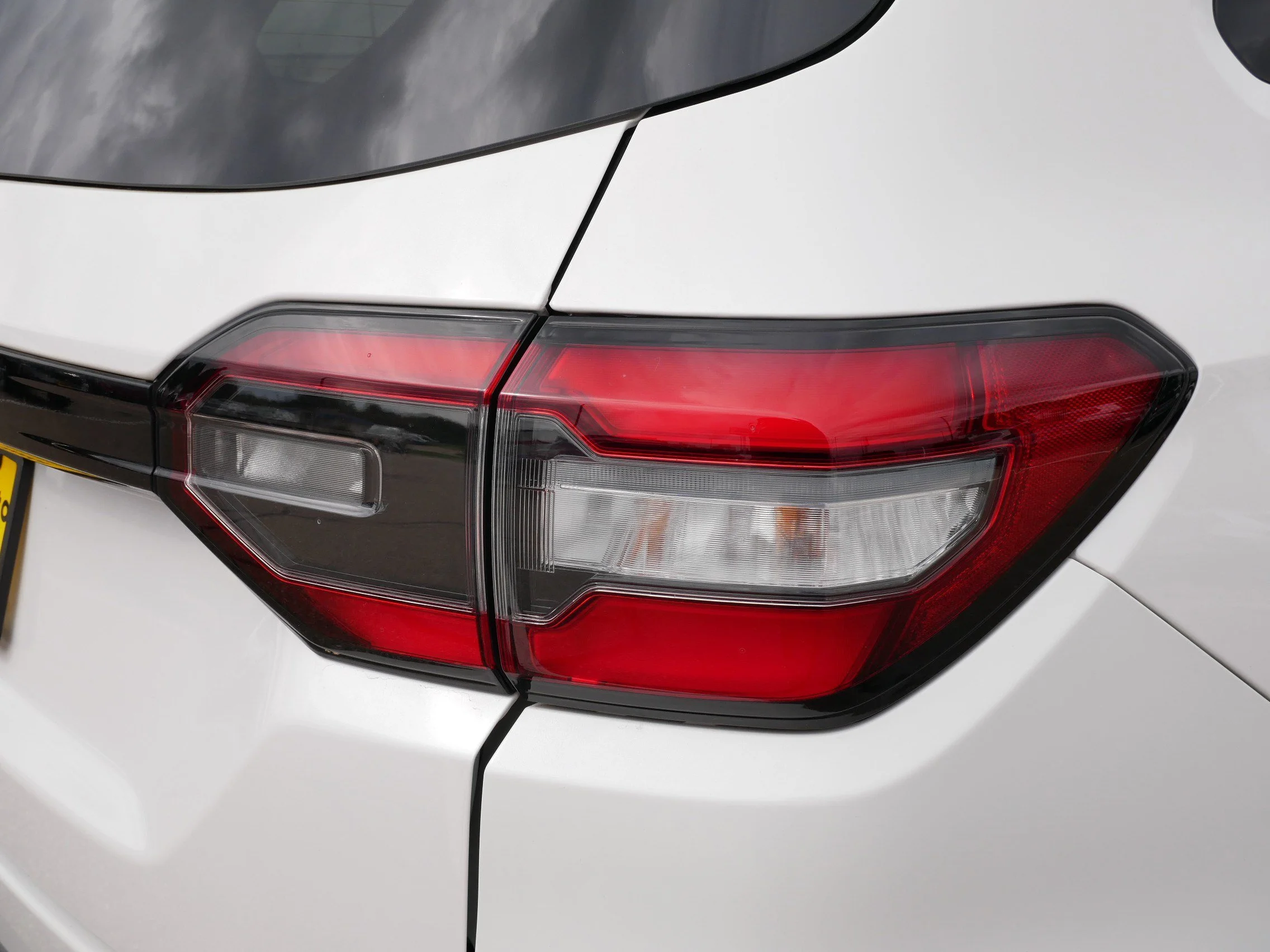 Certified Used 2023 Platinum White Pearl Honda LX image 17