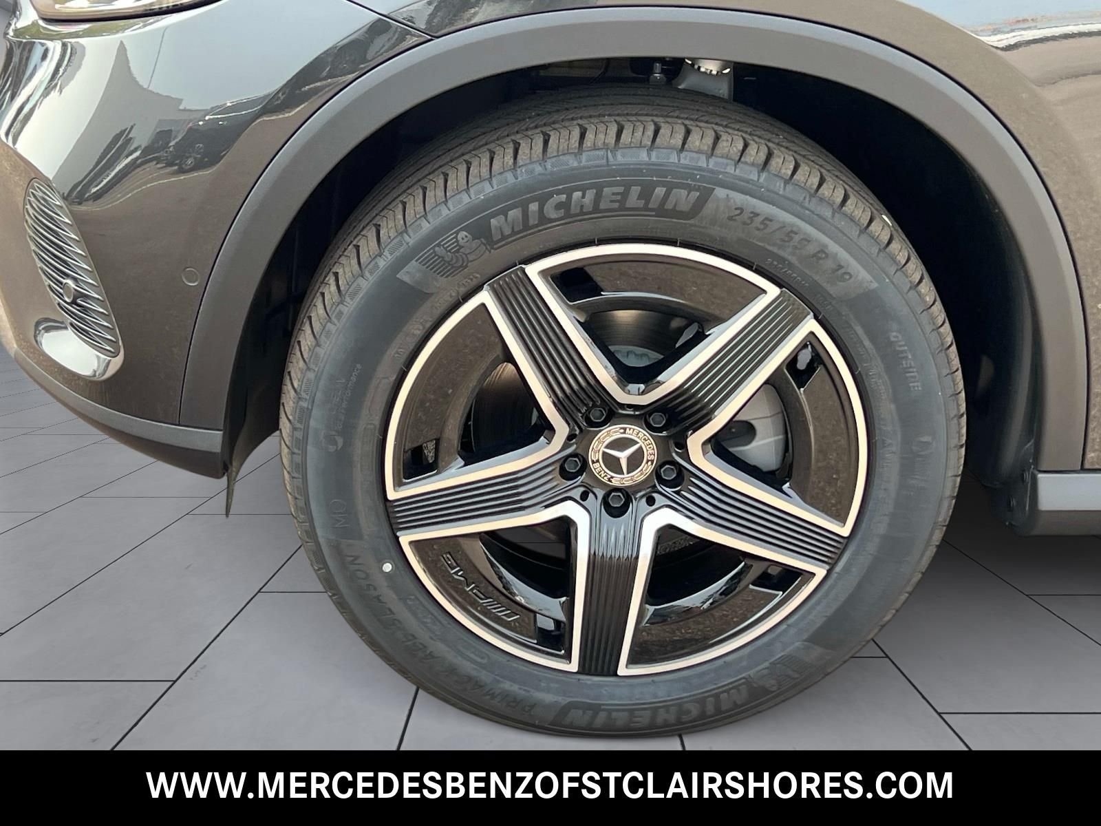New 2026 Graphite Grey Metallic Mercedes-Benz GLC 300 image 10