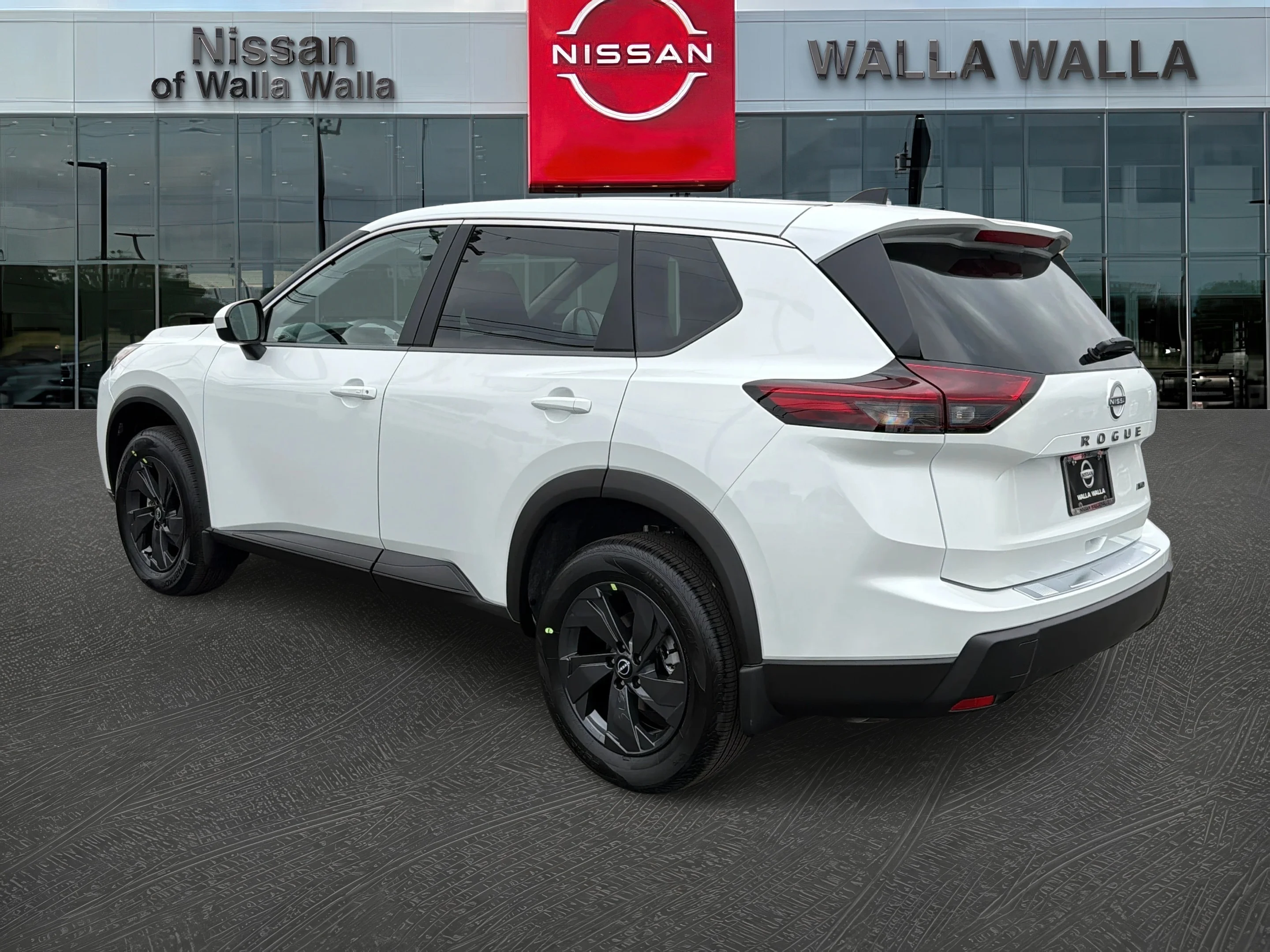New 2026 Everest White Pearl Tricoat Nissan SV image 5