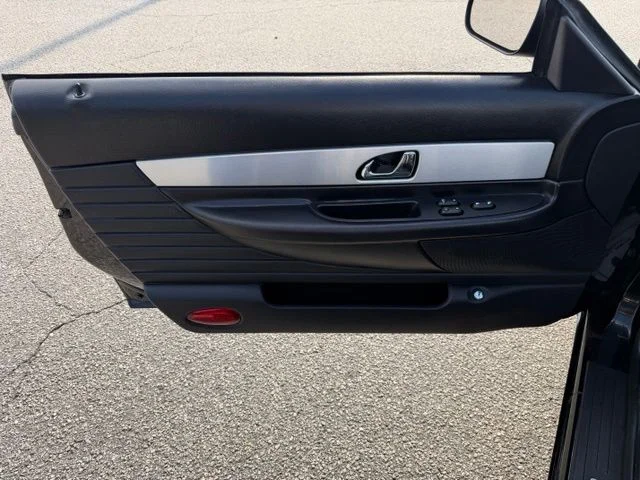 Used 2003 Black Ford Base image 14