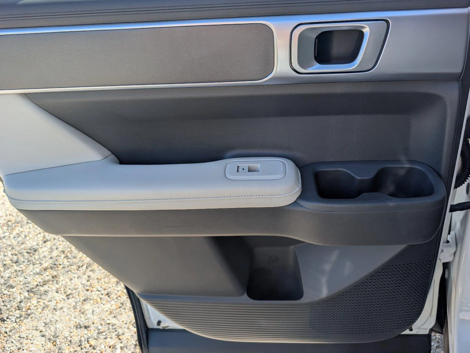 Used 2024 Serenity White Hyundai SEL image 36