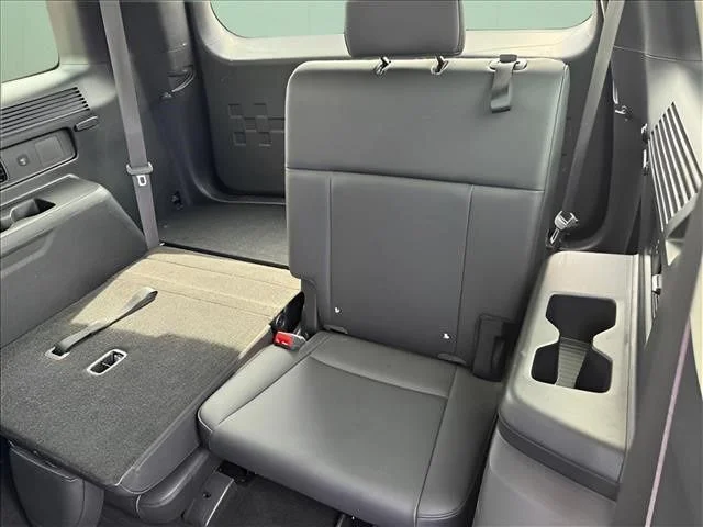 Used 2026 Gray Hyundai SEL image 22