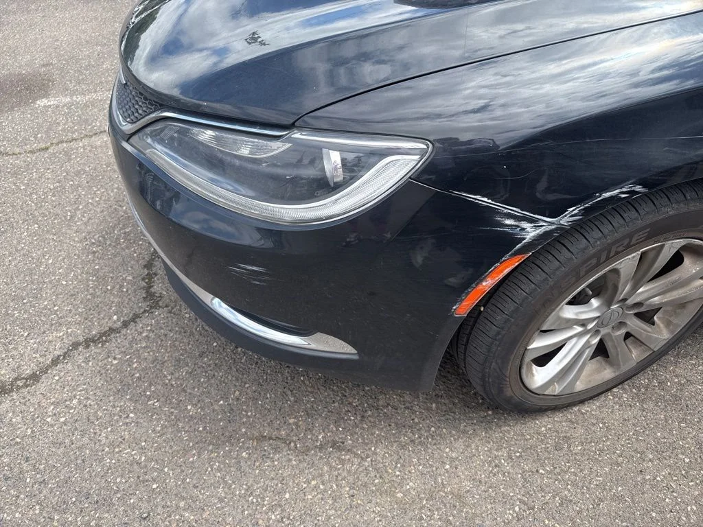 Used 2016 Black Chrysler Limited image 9