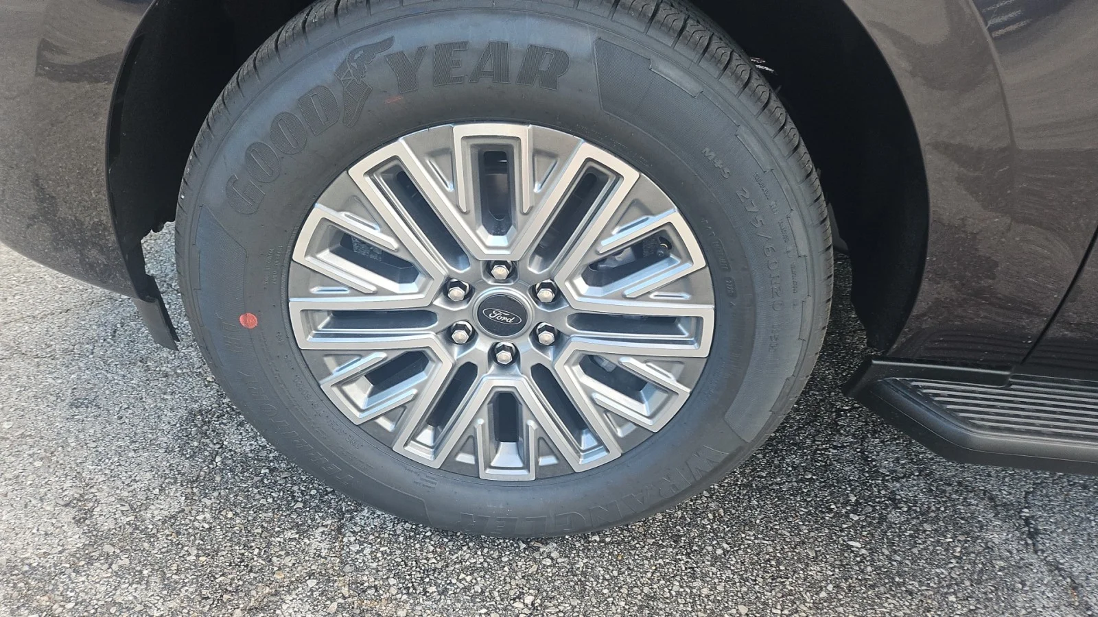 New 2027 Dark Matter Gray Metallic Ford Platinum 4WD image 9