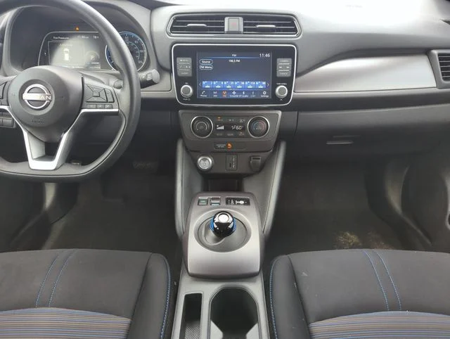 Used 2023 White Nissan S image 25