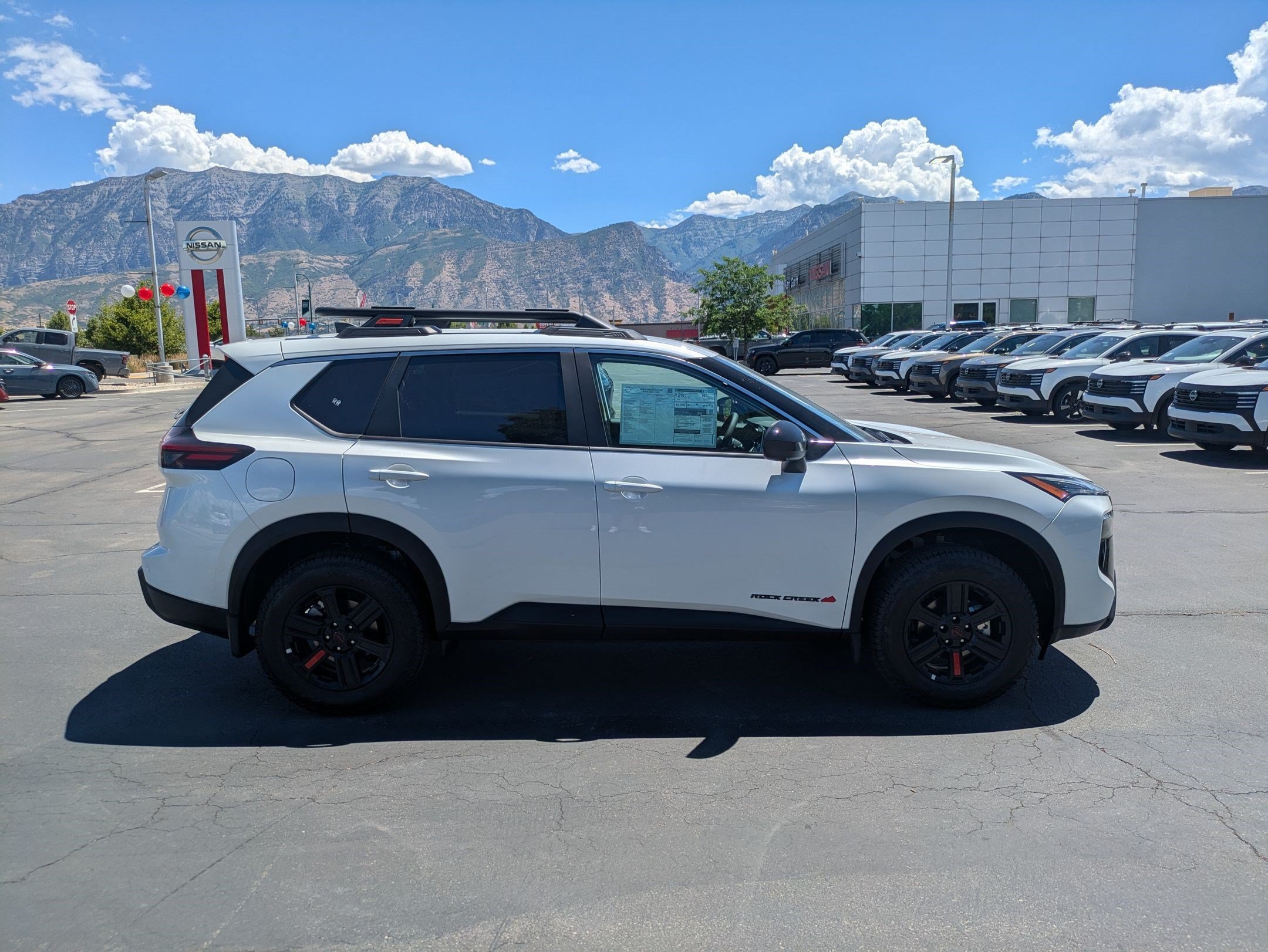 New 2026 Everest White Pearl Tricoat Nissan Rock Creek image 2