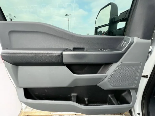 Used 2024 White Ford XL image 26