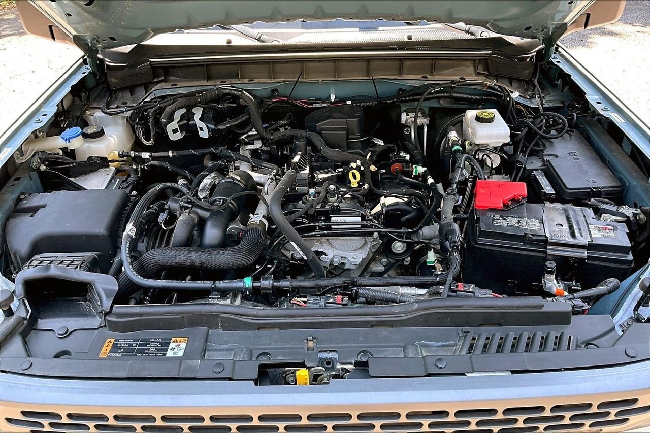 Used 2023 Blue Ford Badlands image 29