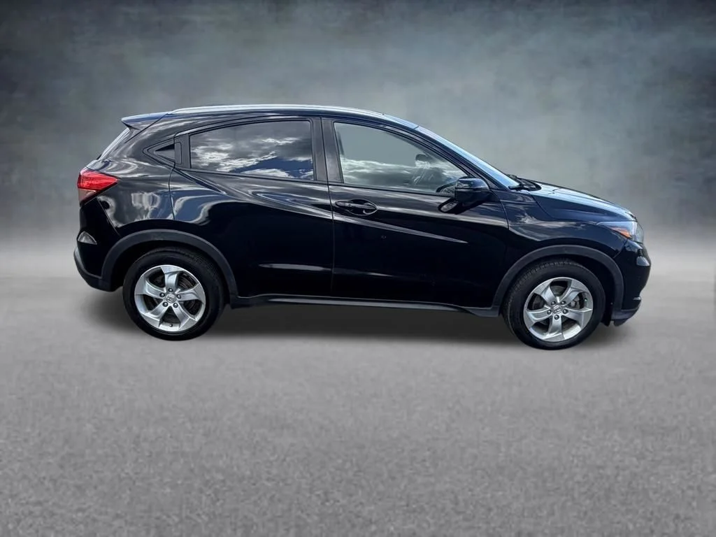 Used 2016 Black Honda EX-L image 6