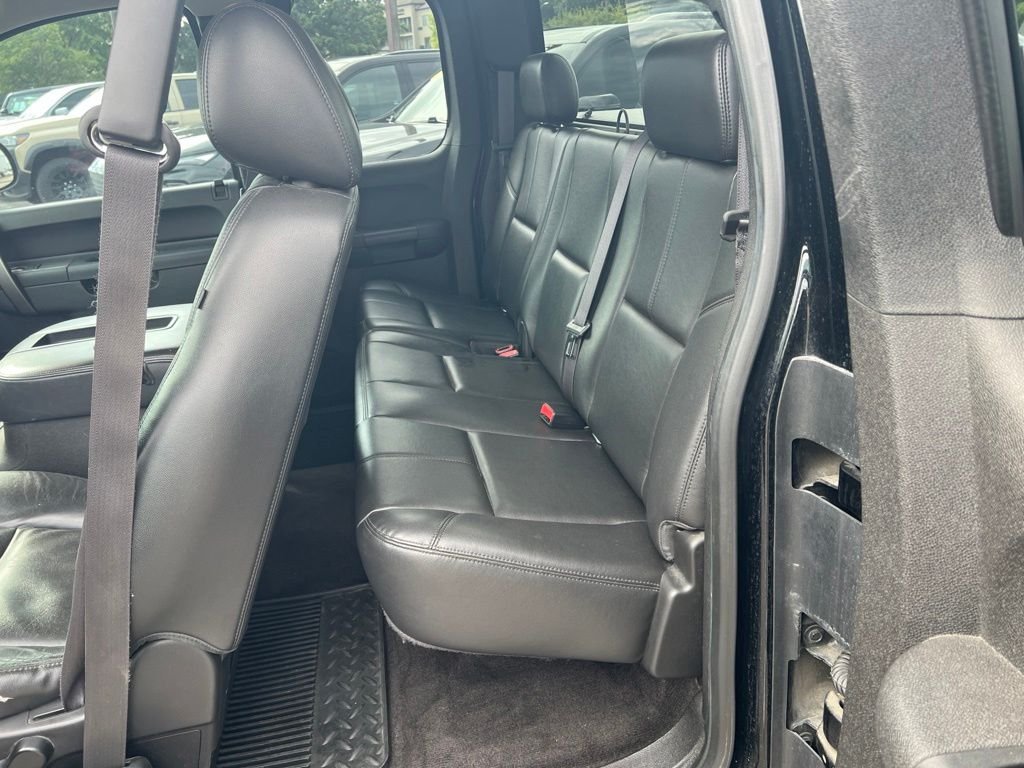 Used 2012 Black Chevrolet LT image 3