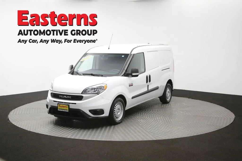 Used 2022 White Ram Base image 56