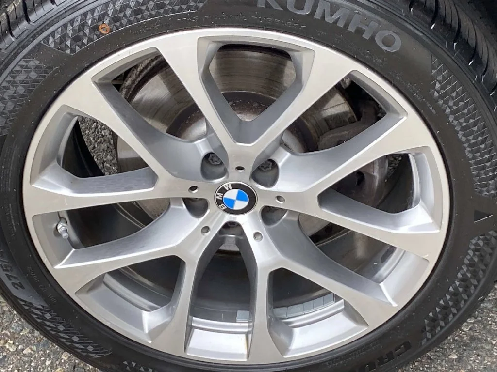 Used 2021 Blue BMW xDrive40i image 27